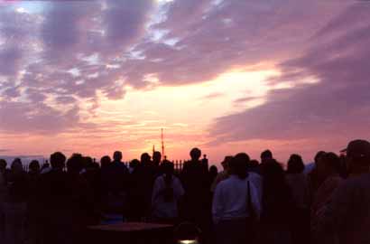 skyset.jpg (8031 bytes)